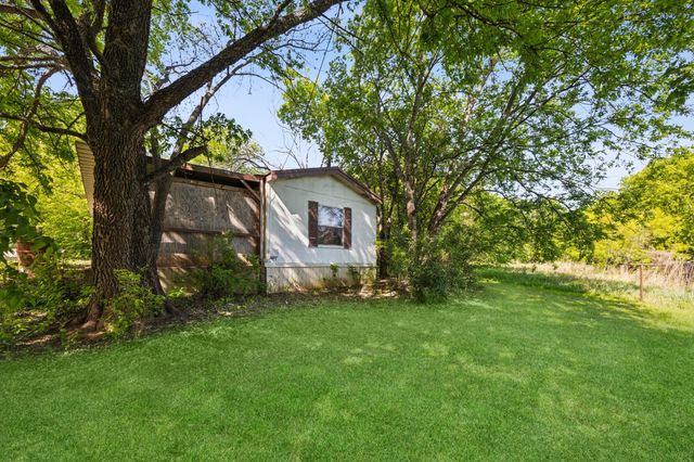 3719 Hedge Row Street, Granbury, TX 76048