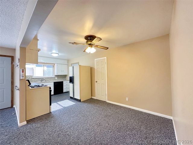 2407 S Olympia Avenue, Tulsa, OK 74107