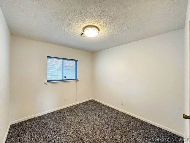 2407 S Olympia Avenue, Tulsa, OK 74107