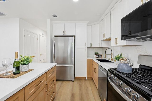 38367 Oliver Way, Fremont, CA 94536