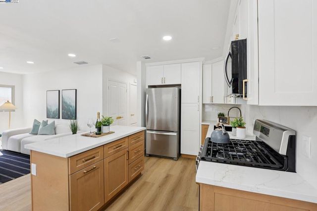 38367 Oliver Way, Fremont, CA 94536