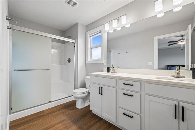 2416 NW Applewood Street, Ankeny, IA 50023