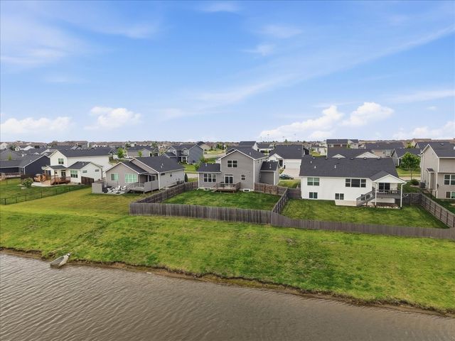 2416 NW Applewood Street, Ankeny, IA 50023
