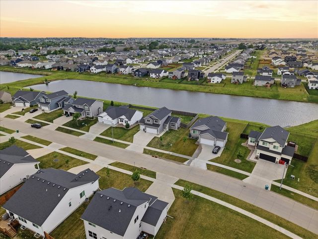 2416 NW Applewood Street, Ankeny, IA 50023