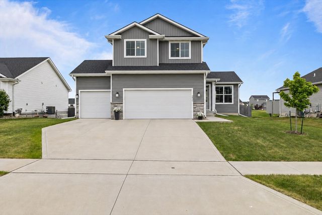 2416 NW Applewood Street, Ankeny, IA 50023