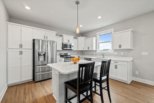 2416 NW Applewood Street, Ankeny, IA 50023