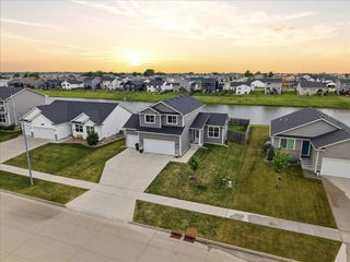 2416 NW Applewood Street, Ankeny, IA 50023