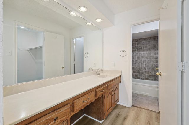 5137 Shoregate Drive, Garland, TX 75043