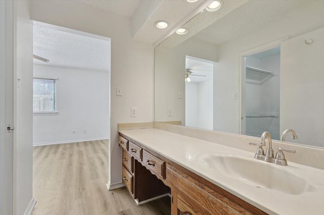 5137 Shoregate Drive, Garland, TX 75043
