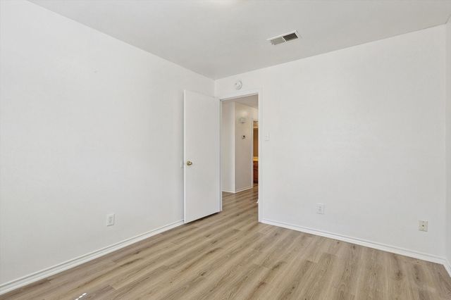 5137 Shoregate Drive, Garland, TX 75043