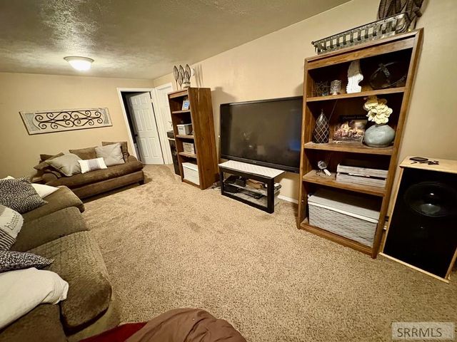 124 Tamarack Avenue, Rexburg, ID 83440