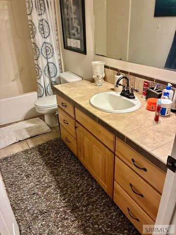 124 Tamarack Avenue, Rexburg, ID 83440