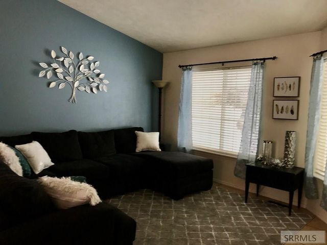 124 Tamarack Avenue, Rexburg, ID 83440