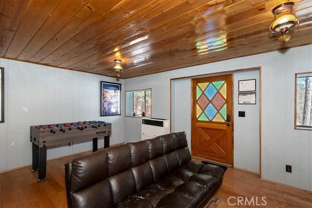 1370 Primrose Court, Big Bear Lake, CA 92315