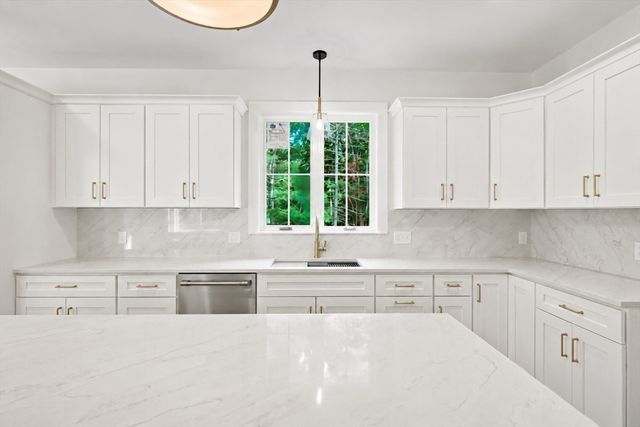 13 Stop River Road, Norfolk, MA 02056