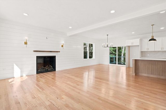 13 Stop River Road, Norfolk, MA 02056