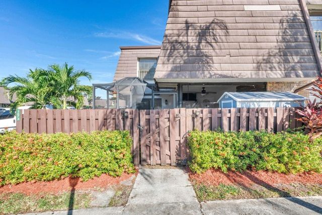 2675 NW 99th Avenue, Coral Springs, FL 33065