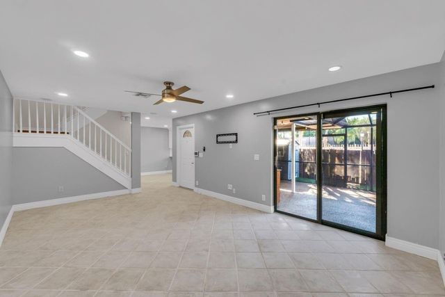 2675 NW 99th Avenue, Coral Springs, FL 33065