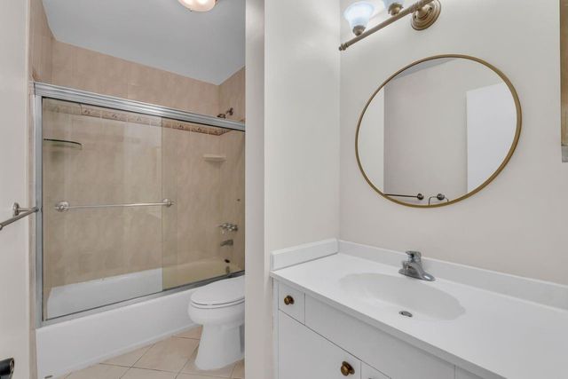 2675 NW 99th Avenue, Coral Springs, FL 33065