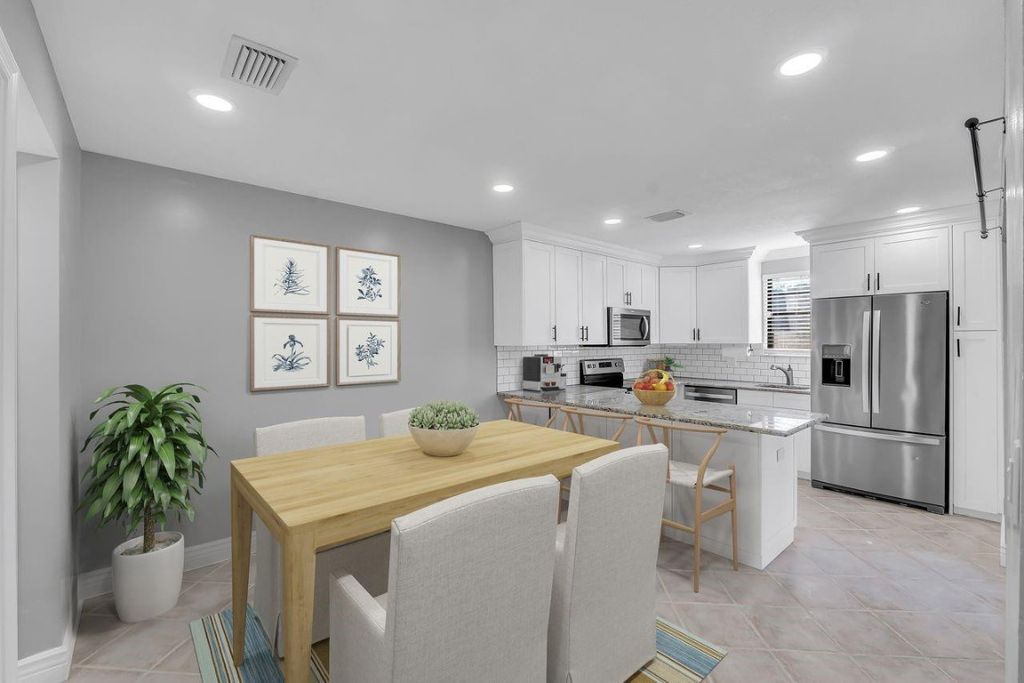 2675 NW 99th Avenue, Coral Springs, FL 33065