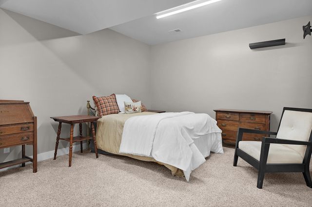6020 22nd Avenue, Hudsonville, MI 49426
