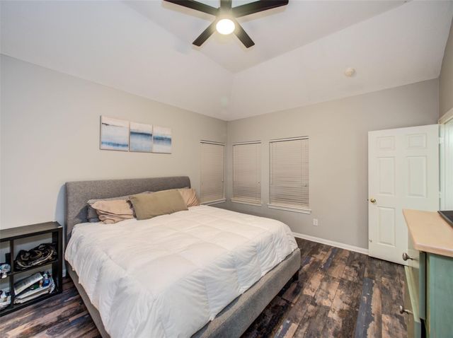 15618 Kentwater Court, Houston, TX 77095