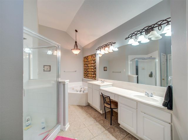15618 Kentwater Court, Houston, TX 77095