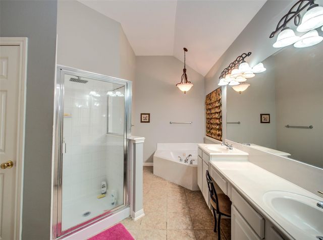15618 Kentwater Court, Houston, TX 77095