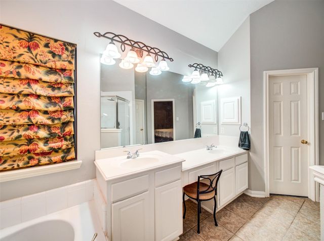 15618 Kentwater Court, Houston, TX 77095