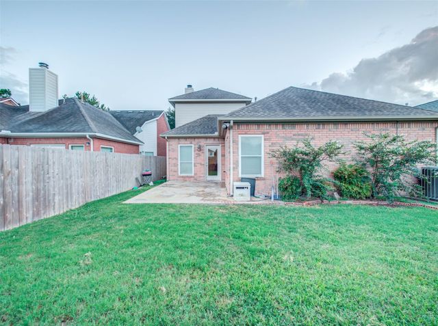 15618 Kentwater Court, Houston, TX 77095