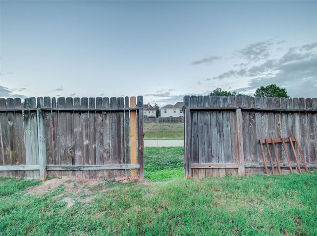 15618 Kentwater Court, Houston, TX 77095
