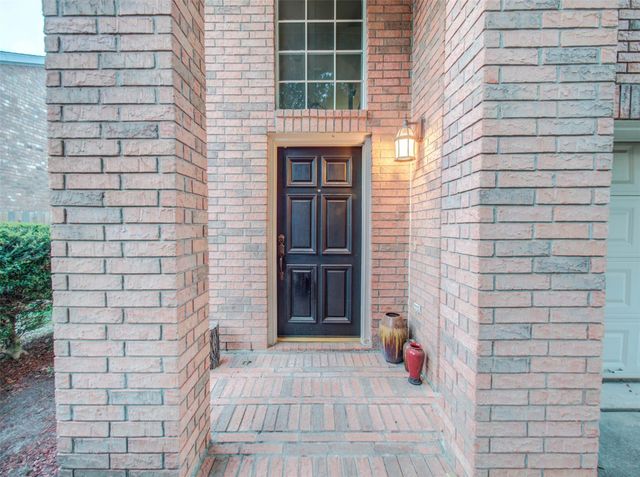 15618 Kentwater Court, Houston, TX 77095