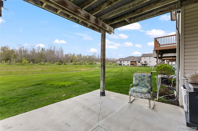 11000 Hayes Street, Grand Blanc, MI 48439
