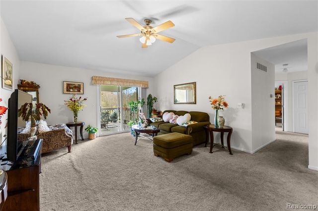 11000 Hayes Street, Grand Blanc, MI 48439