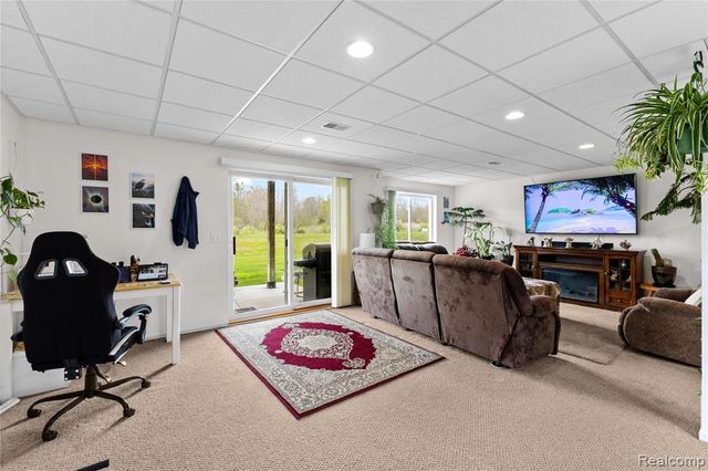 11000 Hayes Street, Grand Blanc, MI 48439