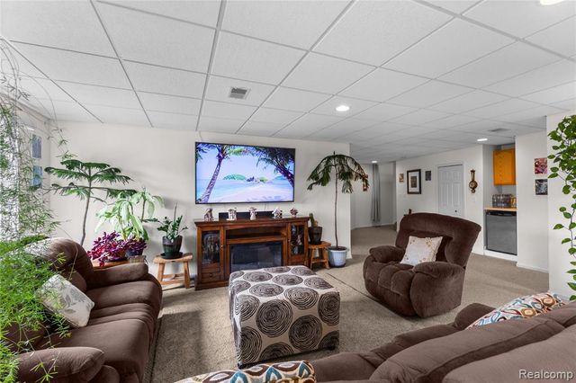 11000 Hayes Street, Grand Blanc, MI 48439