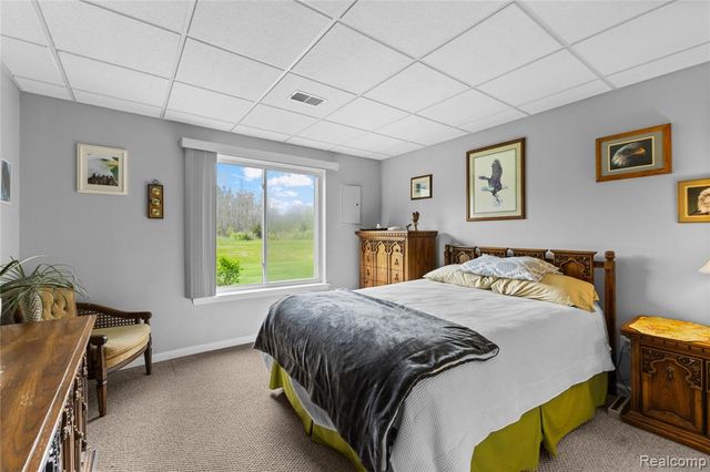 11000 Hayes Street, Grand Blanc, MI 48439