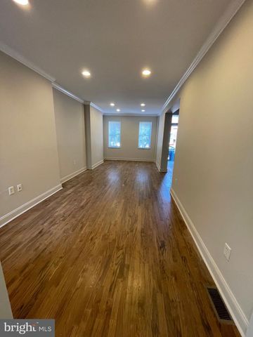 1830 POPLAR ST, Philadelphia, PA 19130