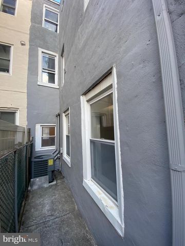 1830 POPLAR ST, Philadelphia, PA 19130