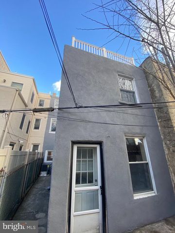 1830 POPLAR ST, Philadelphia, PA 19130