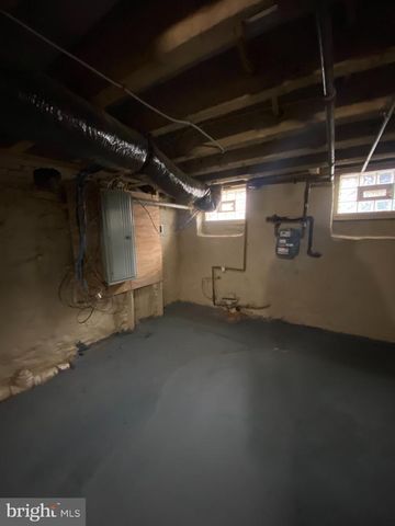 1830 POPLAR ST, Philadelphia, PA 19130