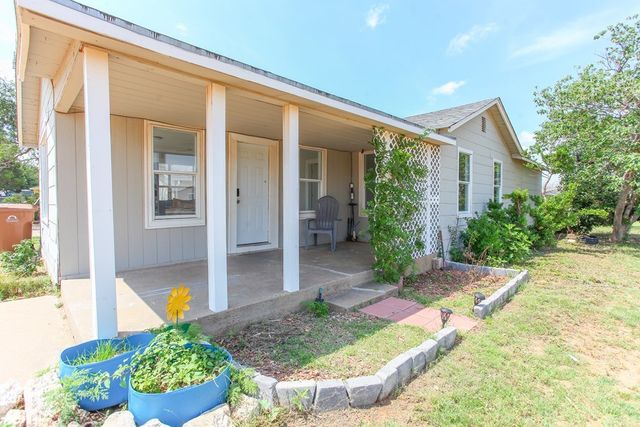 2101 Grace St, Big Spring, TX 79720