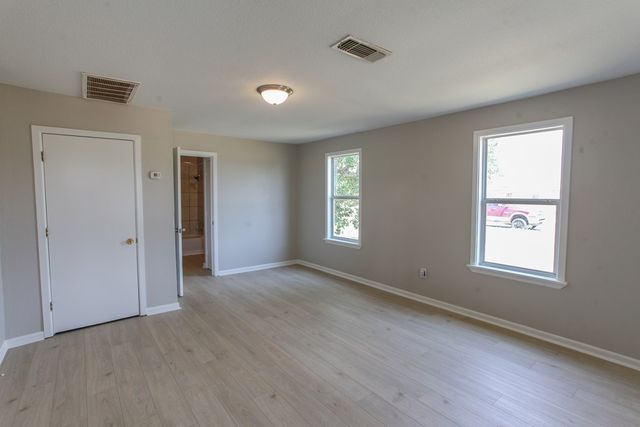 2101 Grace St, Big Spring, TX 79720