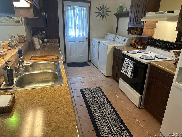 322 glenview, San Antonio, TX 78228