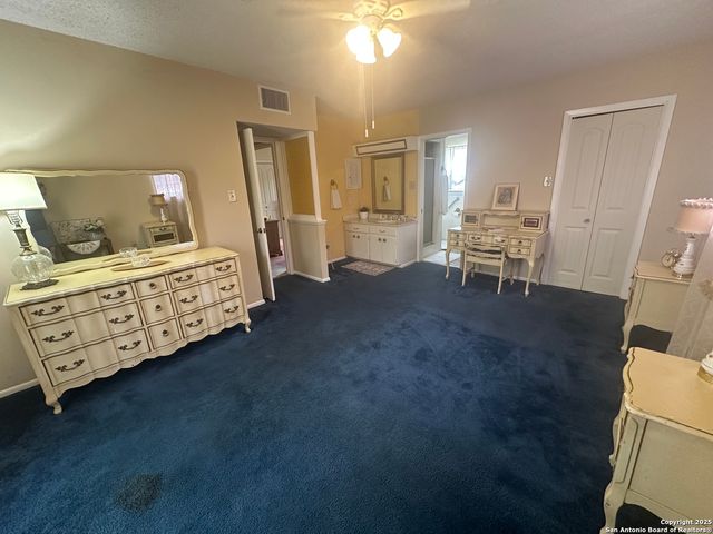 322 glenview, San Antonio, TX 78228