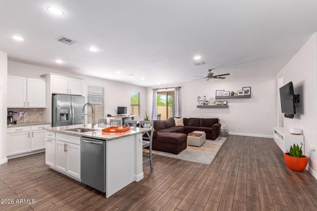 13523 W BRILES Road, Peoria, AZ 85383