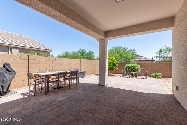 13523 W BRILES Road, Peoria, AZ 85383