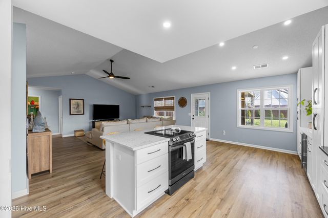 2502 Newry Lane, Wilmington, NC 28411