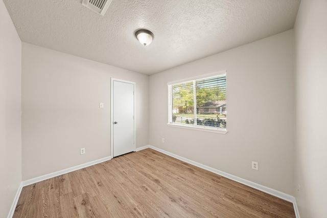 9731 Youngcrest Drive A, Stafford, TX 77477