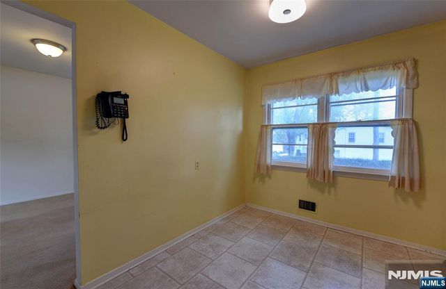 34 Parkway, Pequannock Township, NJ 07440